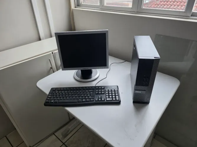 Computador dell 3020 8gb i5 4 geração com ssd 120gb com monitor syncmaster 540n i