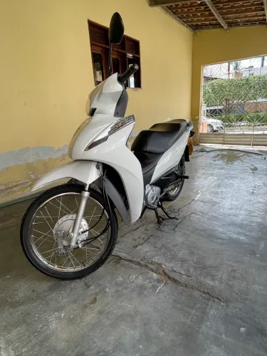 HONDA BIZ 110i 2021 - ÚNICA DONA - 10.000 KM 