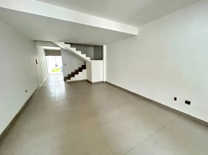 A casa com quintal que você buscava no Recanto da Mata