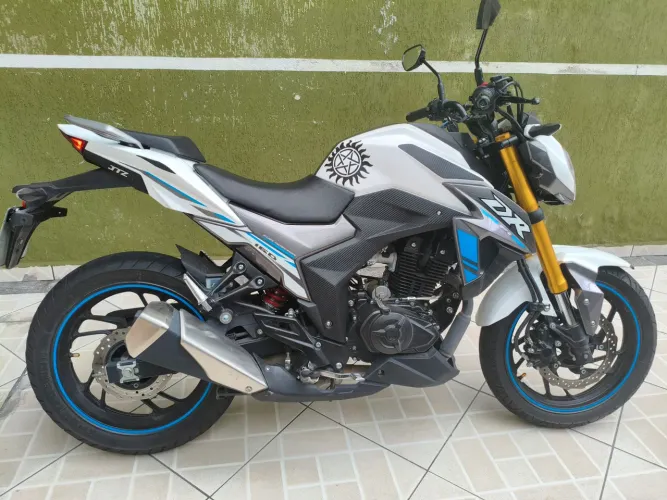 Vendo Suzuki DR 160 S 25/26
