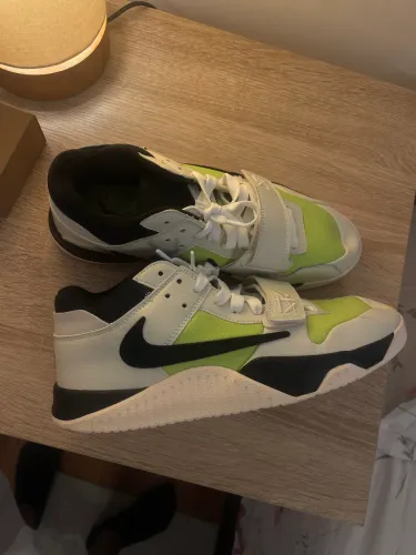 Tênis Nike Jordan jumpman cactus travis scott tamanho 43 novo comprado em Nova York 