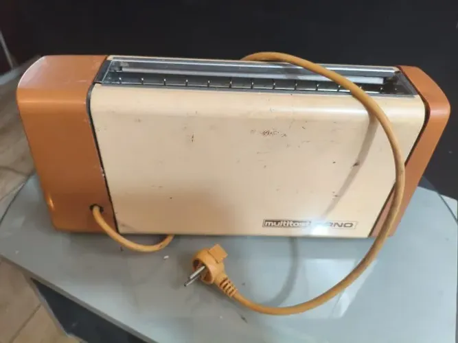Torradeira arno Multitost Antiga dos anos 80 - 110V funcionando perfeitamente 