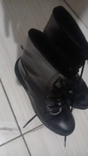 Bota de couro preta 