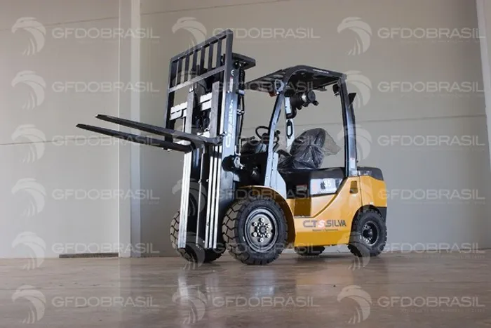 Empilhadeira Goodsense Diesel | 2.5Ton | Nova