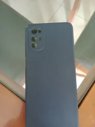 Capa para Moto G22 - Preta, em ótimo estado