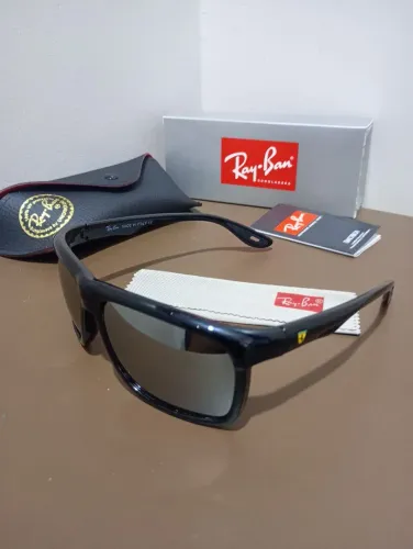 Rayban Ferrari em acetato polarizado novo Black Friday