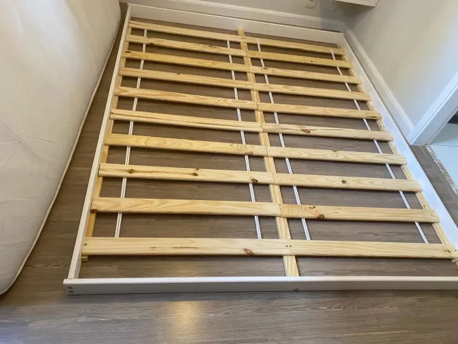 Cama Queen + colchão!!!!!!!