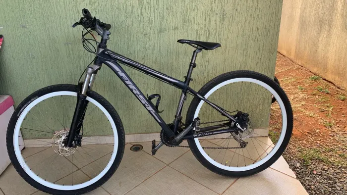 Bike aro 29 toda shimano, 27 marchas e freio a disco