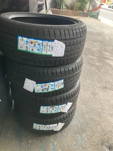 Pneus 245/40/19 Milever 98 W