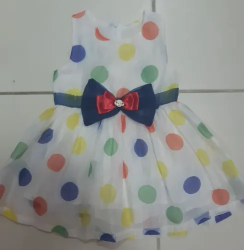 Vestido de bolinhas tamanho 1-2 anos
