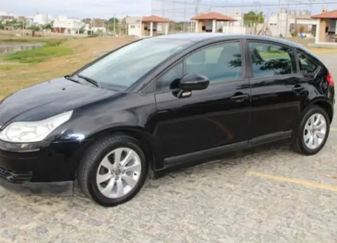 ( vendo peças )Citroen C4 2.0 2011 baixado junto ao Detran