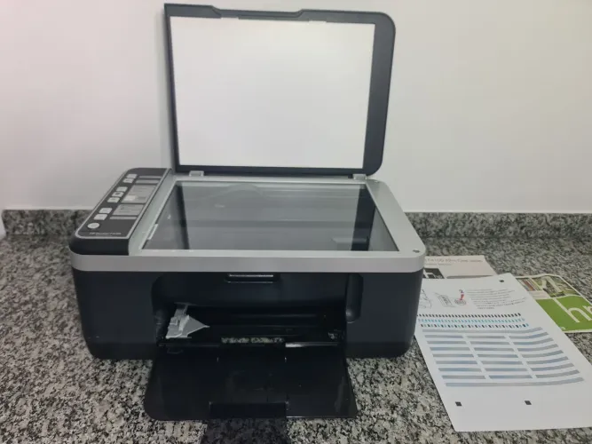 Impressora Multifuncional HP F4180 + 04 Cartucos XL