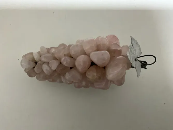 Cacho de Uvas em Pedra Rosa - Decoração Exclusiva