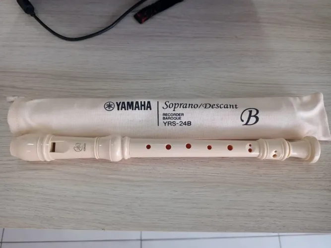 Flauta Doce Yamaha Soprano/Descant YRS-24B