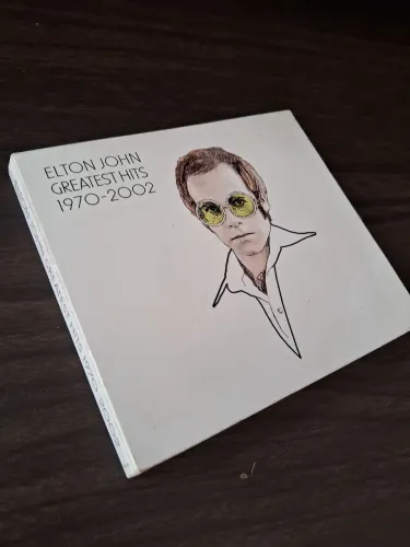 Elton John - Greatest Hits 1970-2002 (CD)