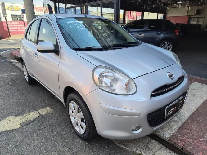 Nissan March S 1.0 16V Flex Fuel 5P 2014