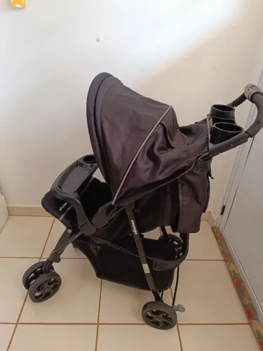 Carrinho de bebê Voyage