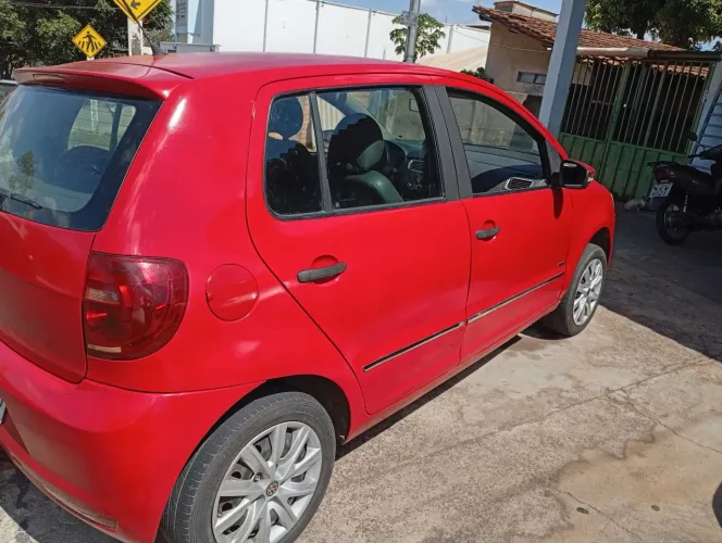 Volkswagen Fox 1.0 MI Total Flex 8V 5P 2010