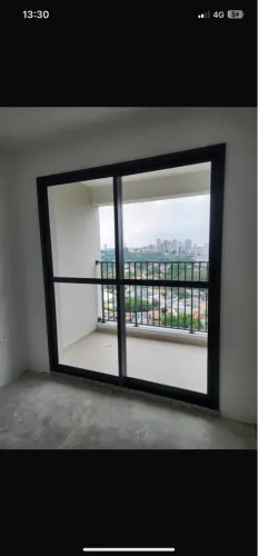 Porta de vidro para varanda