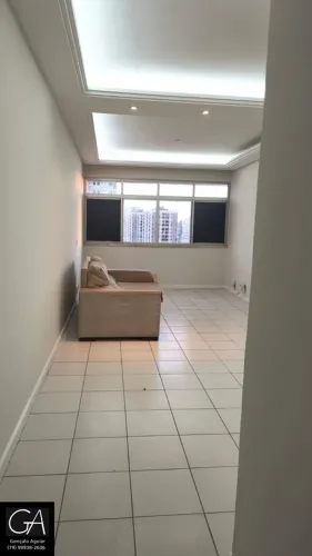 Apartamento no Condomínio Residencial Costa do Sol, na Treze de Julho.