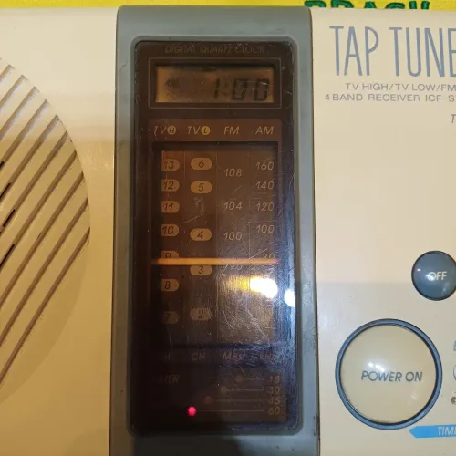 Rádio Relógio Antigo Tap Tune SONY