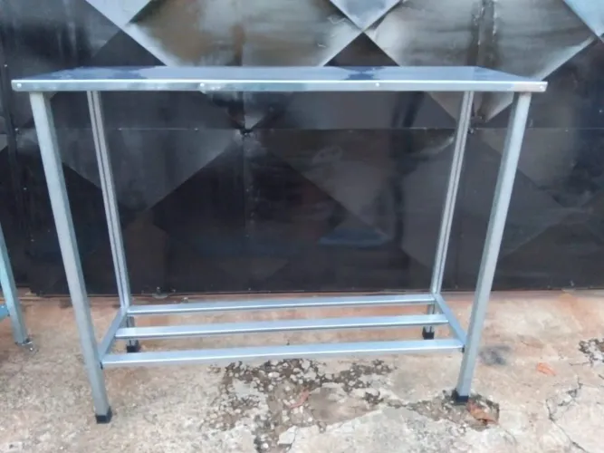 Mesa de inox nova com paneleiro 