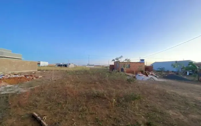 Campo Grande - Terreno Padrão - Residencial Figueiras do Parque