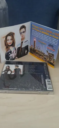 CD Sandy e Júnior 2001 O Amor faz complete sua coleção
