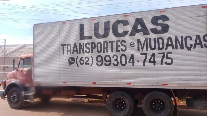Lucas transportes e mudanças 