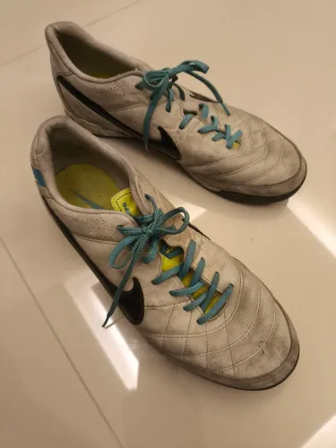 Chuteira nike