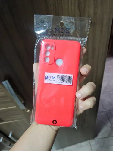 capa de proteção vermelho novo do moto g60