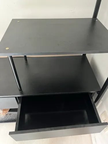 Guarda-Roupa Aberto Preto MDF c/ Cabideiro, Gaveta e Prateleiras - Excelente Estado