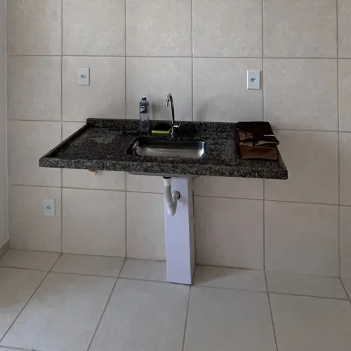 Pia para cozinha em pedra + cuba + torneira