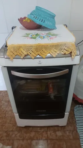 Fogão Electrolux Chef com Forno