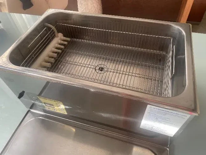 Lavadora Cuba Ultrassônica Brasmedical 25 Litros Com Fluxo e Temperatura + Canulados