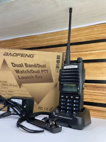 Rádio Comunicador Walkie Talkie Baofeng UV-82 Dual Band - Novo