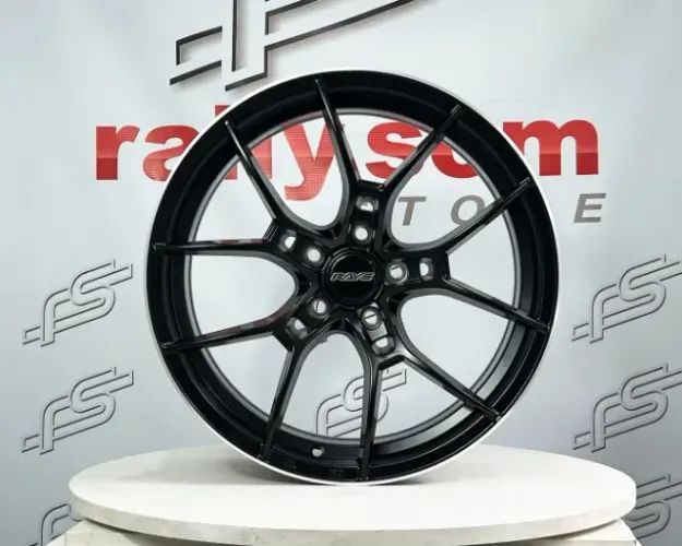 Jogo De Roda Rays Wheels Preto Fosco 5x112 - 18x8,5 Offset 38 (Nv)