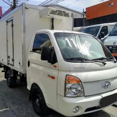 Hr baú refrigerada ano 2011