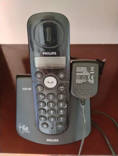 Telefone sem fio Philips CD140 para peças ou conserto