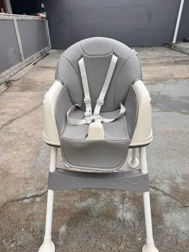Vendo cadeirinha de alimentação
