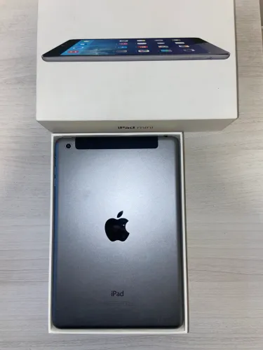 iPad Mini 1° geração 16GB com capinha de brinde 