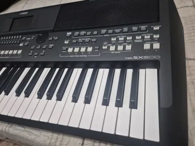 Teclado PSR-SX600