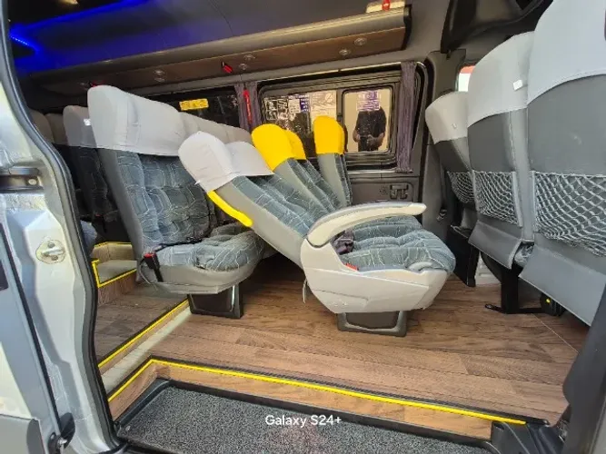 Mercedes-Benz Sprinter 417 Furgão Ext. L.t.a Die. (e6) 2024