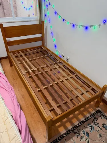 Cama de Solteiro Madeira Maciça