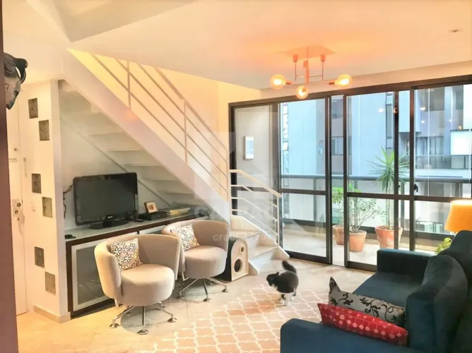Ótimo Apto. Duplex, com 74m², Vista, Terraço da Sala com fechamento em vidro, Sala de Visi