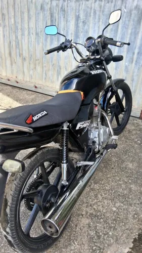 Moto sem detalhes!