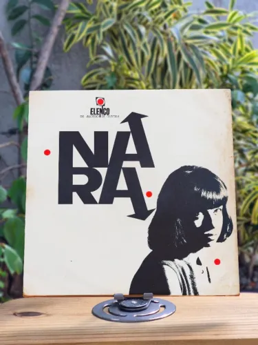 LP Disco de Vinil Nara Leão (1964) - Diz Que Fui Por Aí