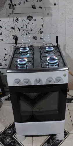 Excelente fogão Itatiaia top de 4 bocas automático  conservado em excelente estado
