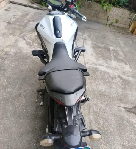 Vendo Mt 07 32500 trocas a analisar