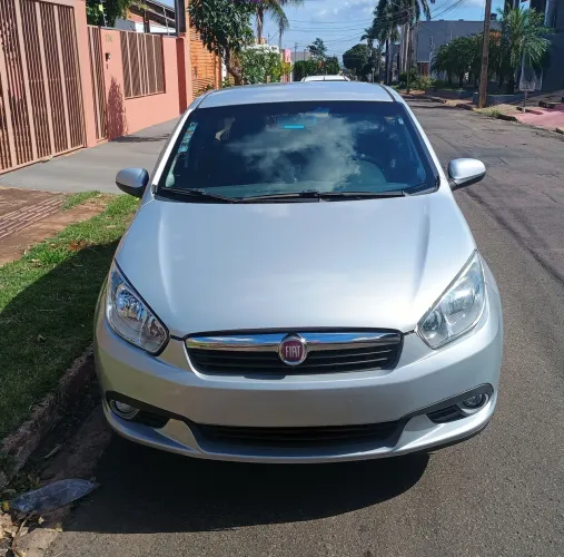 Fiat Grand Siena Attrac. 1.4 EVO F.flex 8V 2015
